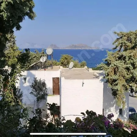 Apartment Bodrum'da Plajli Site Ici Daire *